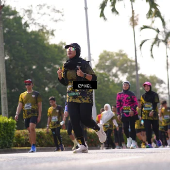 Runner Photo 6576142