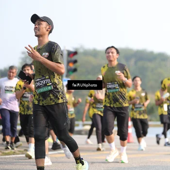 Runner Photo 6576209