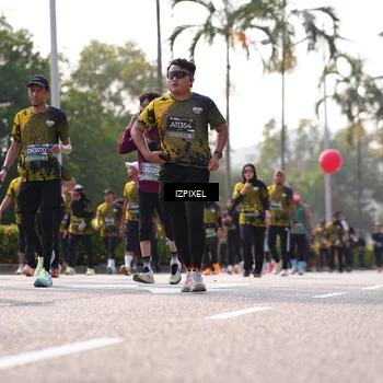 Runner Photo 6576235