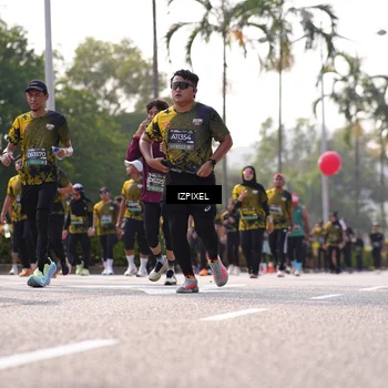 Runner Photo 6576241