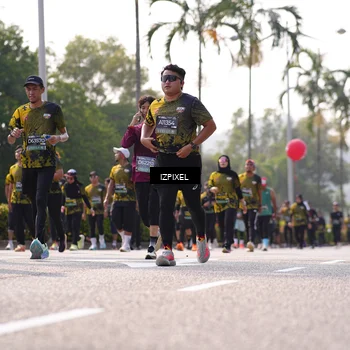 Runner Photo 6576250