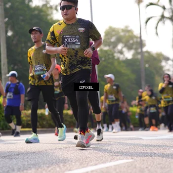Runner Photo 6576257