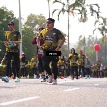 Runner Photo 6576258