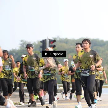 Runner Photo 6576287
