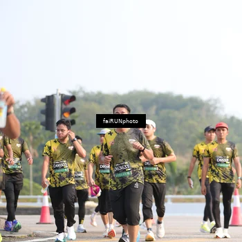 Runner Photo 6576344