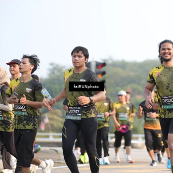 Runner Photo 6576345