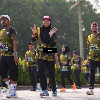 Runner Photo 6576392