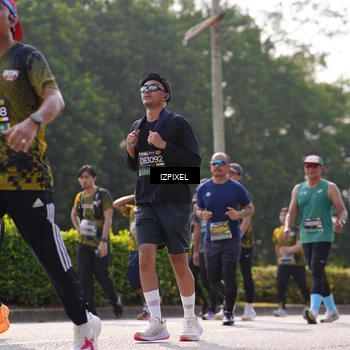 Runner Photo 6576419