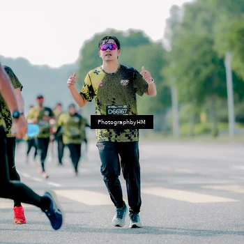 Runner Photo 6576438
