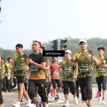 Runner Photo 6576454