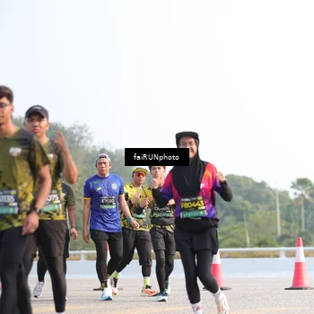 Runner Photo 6576535