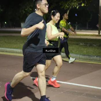 Runner Photo 6576543