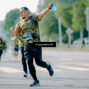 Runner Photo 6576559