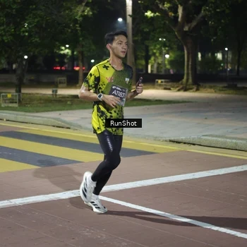 Runner Photo 6576635