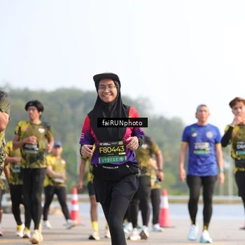 Runner Photo 6576640