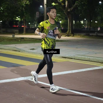 Runner Photo 6576659