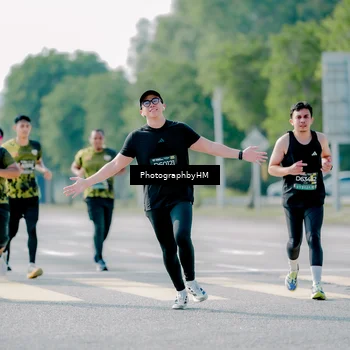 Runner Photo 6576667
