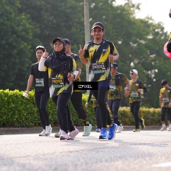 Runner Photo 6576675