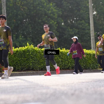 Runner Photo 6576841