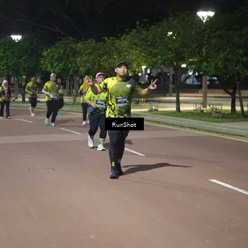 Runner Photo 6576895