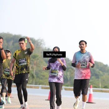 Runner Photo 6576904