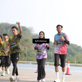 Runner Photo 6576909