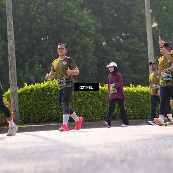 Runner Photo 6576912