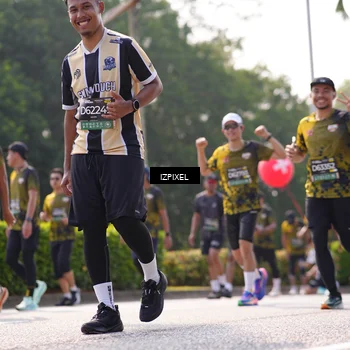 Runner Photo 6576918