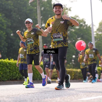 Runner Photo 6576940