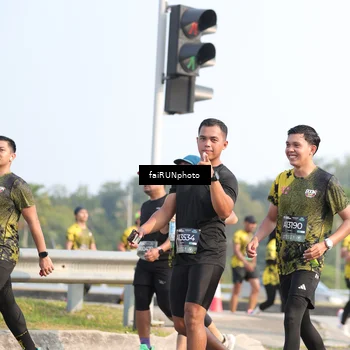 Runner Photo 6577001