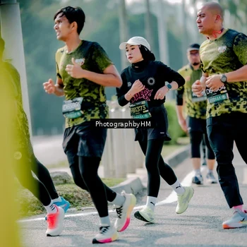 Runner Photo 6577025