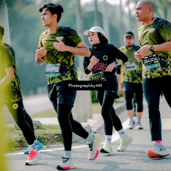 Runner Photo 6577051