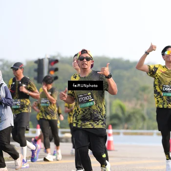 Runner Photo 6577070