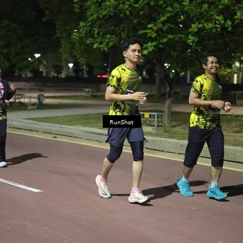 Runner Photo 6577263