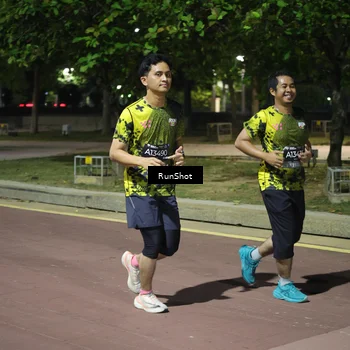 Runner Photo 6577300