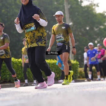 Runner Photo 6577328