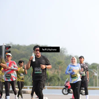 Runner Photo 6577478