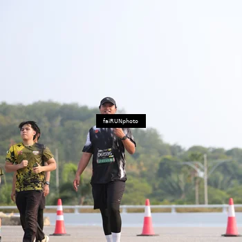 Runner Photo 6577642