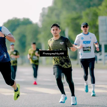 Runner Photo 6577673