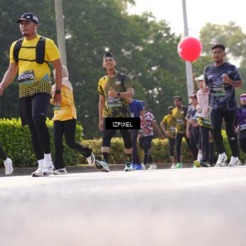 Runner Photo 6577862