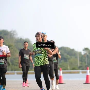 Runner Photo 6577888