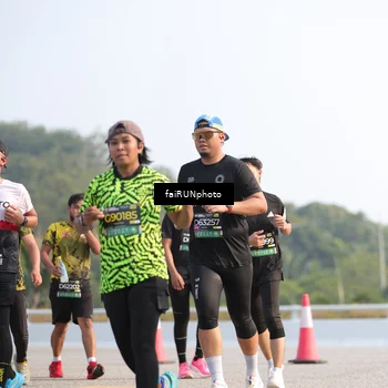 Runner Photo 6577896