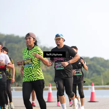 Runner Photo 6577898