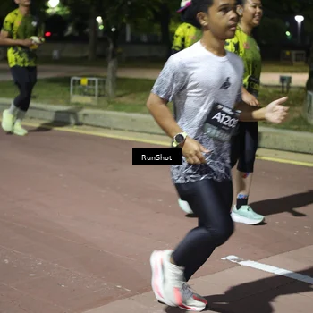 Runner Photo 6577944
