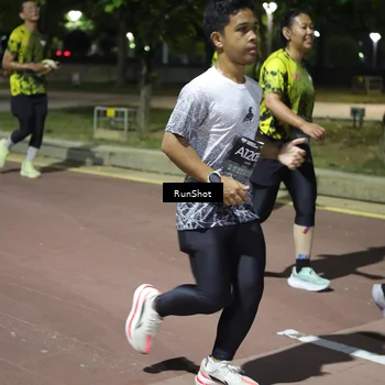 Runner Photo 6577973