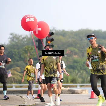 Runner Photo 6578023