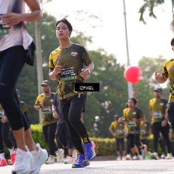 Runner Photo 6578060
