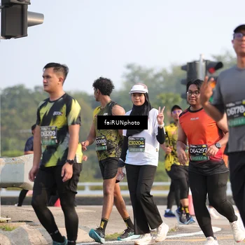 Runner Photo 6578123