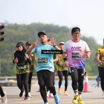 Runner Photo 6578289