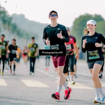 Runner Photo 6578359